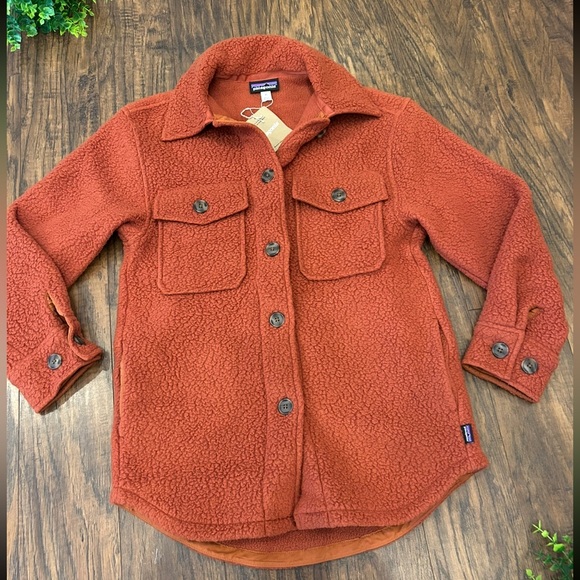 NWT🍃PATAGONIA Women's Retro Pile Fleece Button up Jacket Shacket XS Burnshed Red - Picture 1 of 8